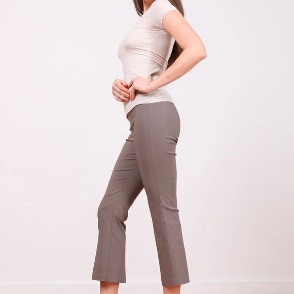 NWT  AVENUE MONTAIGNE Women's Leo Signature Taupe Pant - Picture 1 of 5